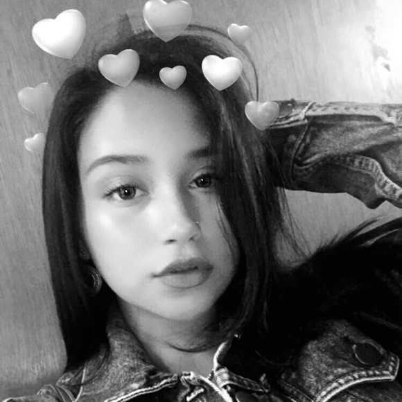 Meet your Posher, Mandy - Picture 1 of 1